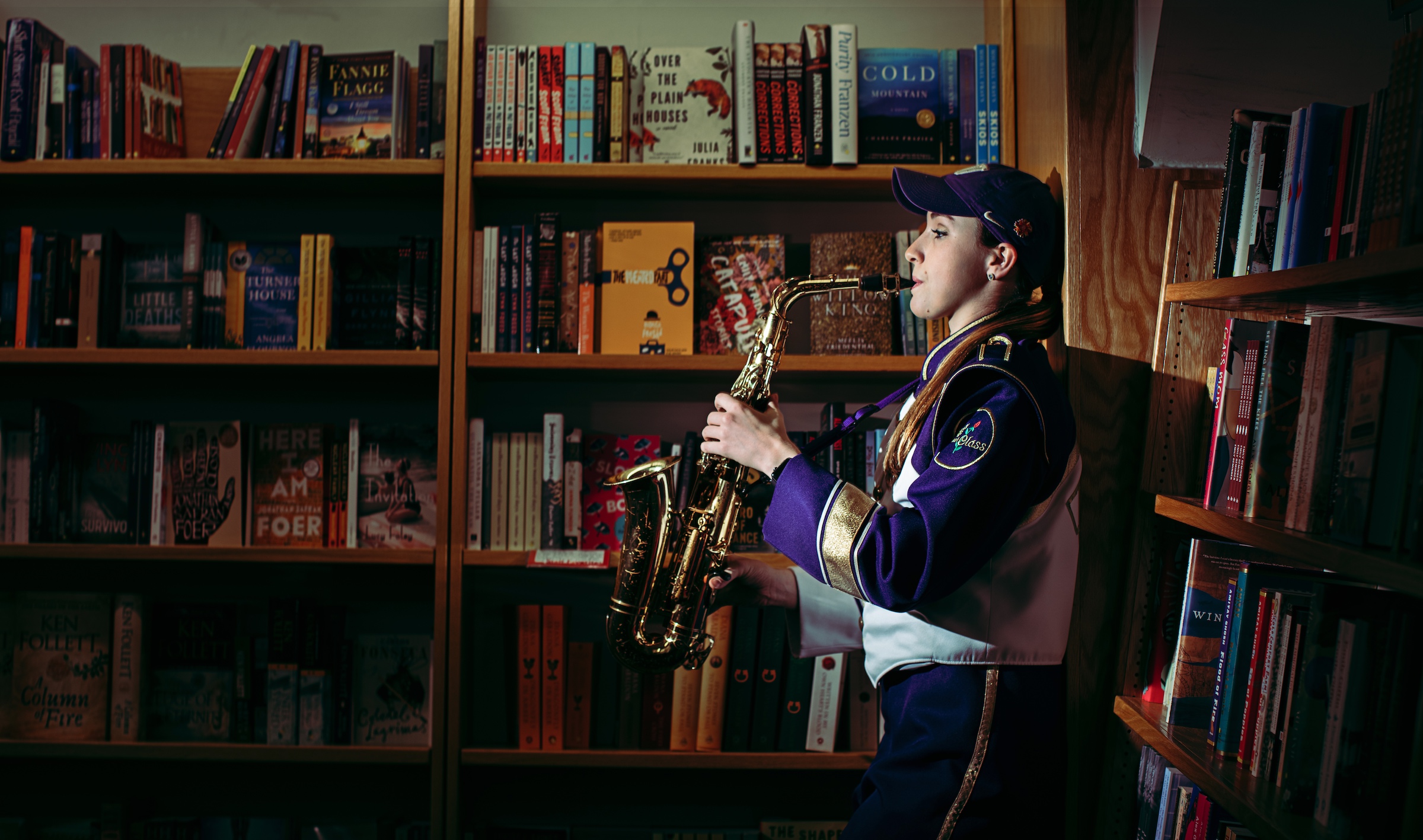 sarah randall, saxophone uw, sarah randall saxophone, marching band uw, uw book store