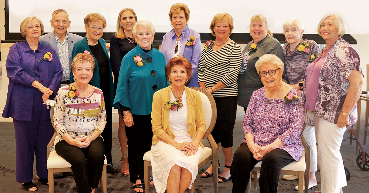 UWAA service award honors Desert Scholarship Patrons Committee | UW ...